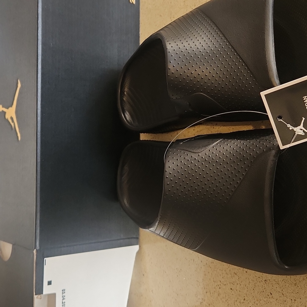 Nike Jordan post slides
